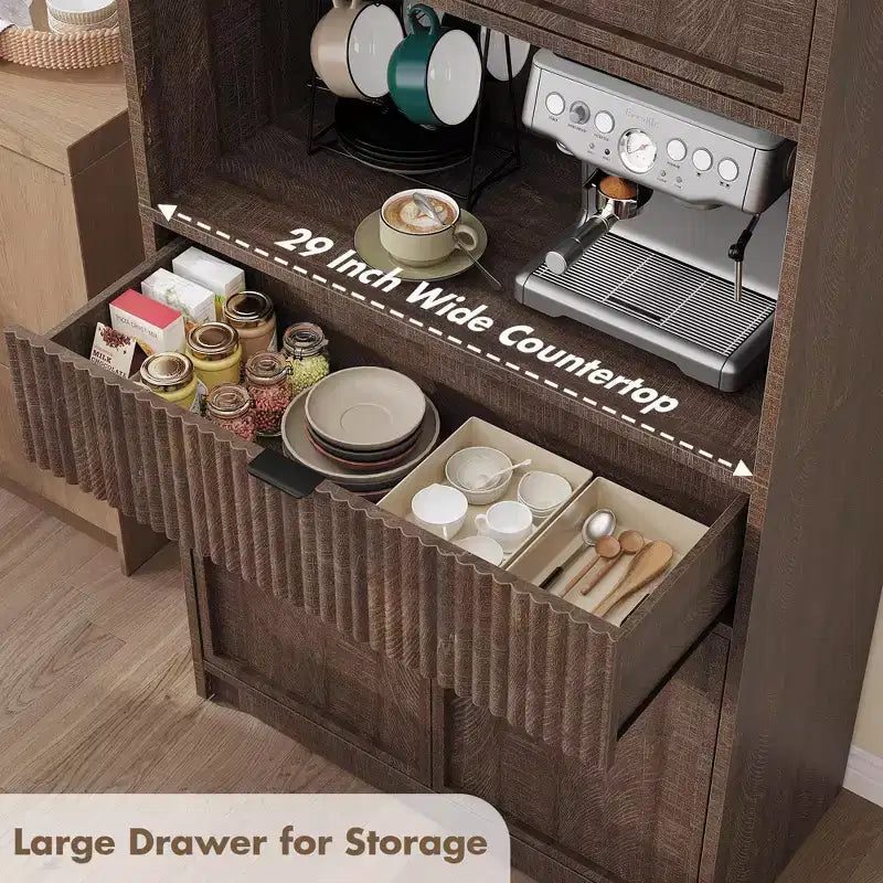 Credenza alta da cucina 70", credenza in legno scanalato con ripiani regolabili, mobiletto indipendente per il bagno