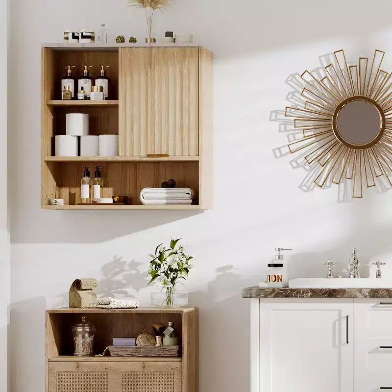 CuisinSmart Mobiletto da Bagno a Parete con Porta Scorrevole, Armadietto dei Medicinali con Piano Effetto Marmo, Ripiano Regolabile e Spazio di Archiviazione Aperto