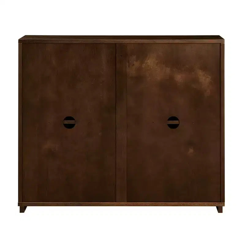 Mobile contenitore a V stile Mid-Century Modern, credenza a buffet stretta con fori per cavi, ante a coste e base in legno massello per soggiorno