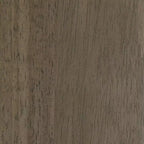 Letto a piattaforma Martha Stewart Jax in legno massello con testiera e pediera in rattan, non richiede rete a molle