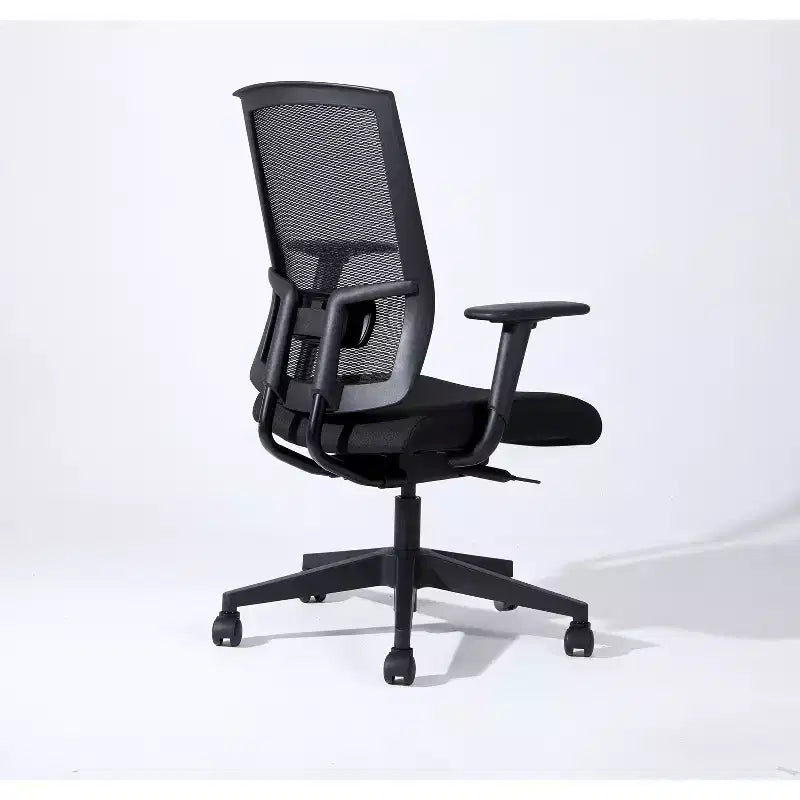 Sedia da ufficio ergonomica moderna Okak con rete, altezza regolabile, sedia girevole con base in metallo, sedia Criss Cross per studio, sala lettura, nera