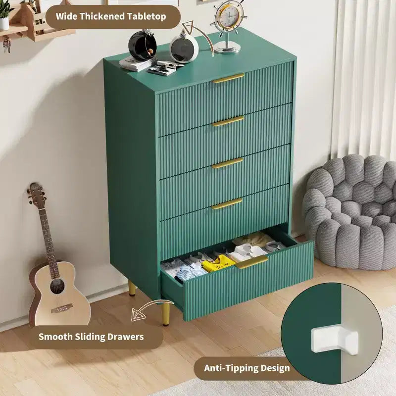 GustoWave Cassettiera scanalata per camera da letto con 5 cassetti, cassettiera in legno con maniglie e piedi in metallo, cassettiera naturale per soggiorno, camera da letto