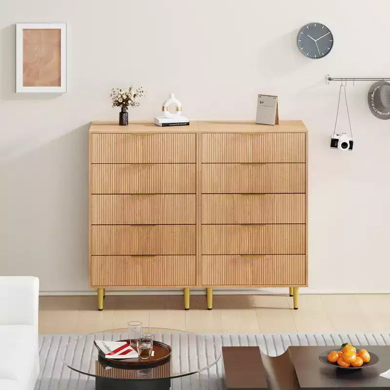 GustoWave Cassettiera scanalata per camera da letto con 5 cassetti, cassettiera in legno con maniglie e piedi in metallo, cassettiera naturale per soggiorno, camera da letto