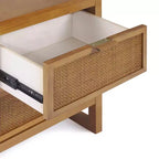 Comodino con 2 cassetti Hatteras Modern Boho con legno massello e dettagli in rattan naturale - Teamson Home