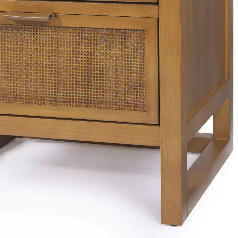 Comodino con 2 cassetti Hatteras Modern Boho con legno massello e dettagli in rattan naturale - Teamson Home
