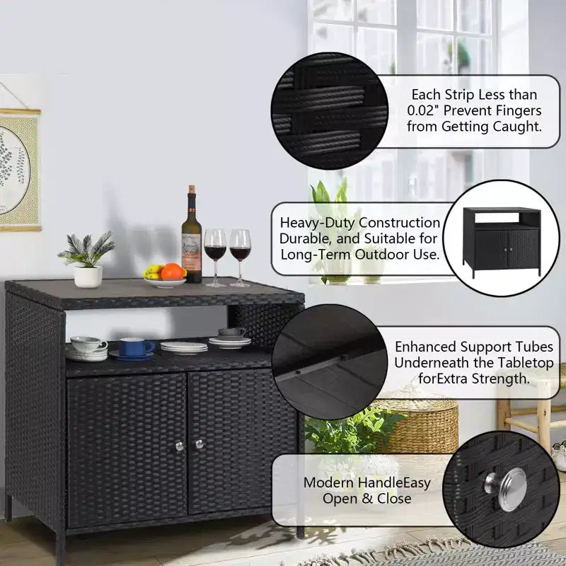 Mobiletto portaoggetti GustoWave in vimini per patio, mobiletto buffet da esterno impermeabile, tavolo da bar per patio con due ante e ripiani, credenza in vimini