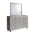 HomeStock Specchio con Finitura Argento e Design Contemporaneo Elegante Accento per la Camera da Letto per un Look Raffinato