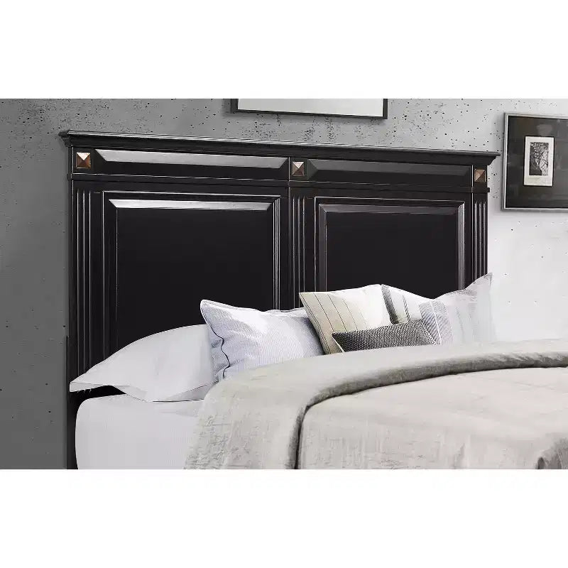 Specchio HomeStock liscio color argento con illuminazione a LED Elegante tocco moderno per camera da letto o tavolo da trucco