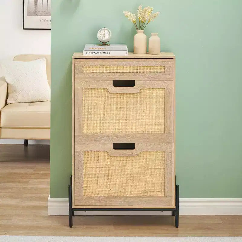 Scarpiera Contenitore con 2 Cassetti a Ribalta e 1 Cassetto, Organizzatore di Scarpe Autoportante in Rattan con 3 Ripiani Regolabili per Pantofole, Scarpe da Ginnastica, Tacchi