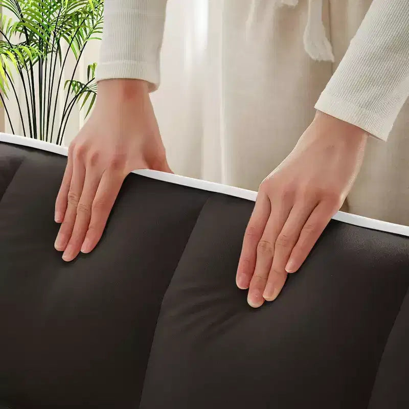 Divano letto estraibile moderno Okak con tasche laterali e supporto per telefono, comodo divanetto in velluto per soggiorno, appartamento