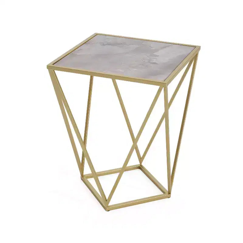 Tavolino Homy Casa con Struttura Geometrica in Ferro e Piano Effetto Marmo, Oro