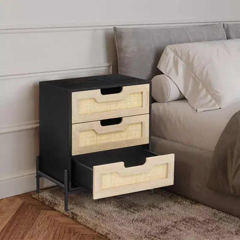 Comodino in vimini con cassetto Stile bohémien moderno Tavolino da notte con gambe robuste in legno Tavolino decorativo in vimini per camera da letto e soggiorno