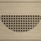 Comodino con Stazione di Ricarica, Tavolino con Anta Decorata in Rattan, per Camera da Letto, Soggiorno,