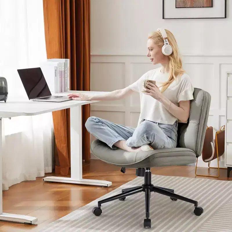 Sedia da scrivania moderna Okak, comoda, con seduta extra-large, sedia per computer senza braccioli con altezza regolabile, sedia da ufficio per casa e ufficio