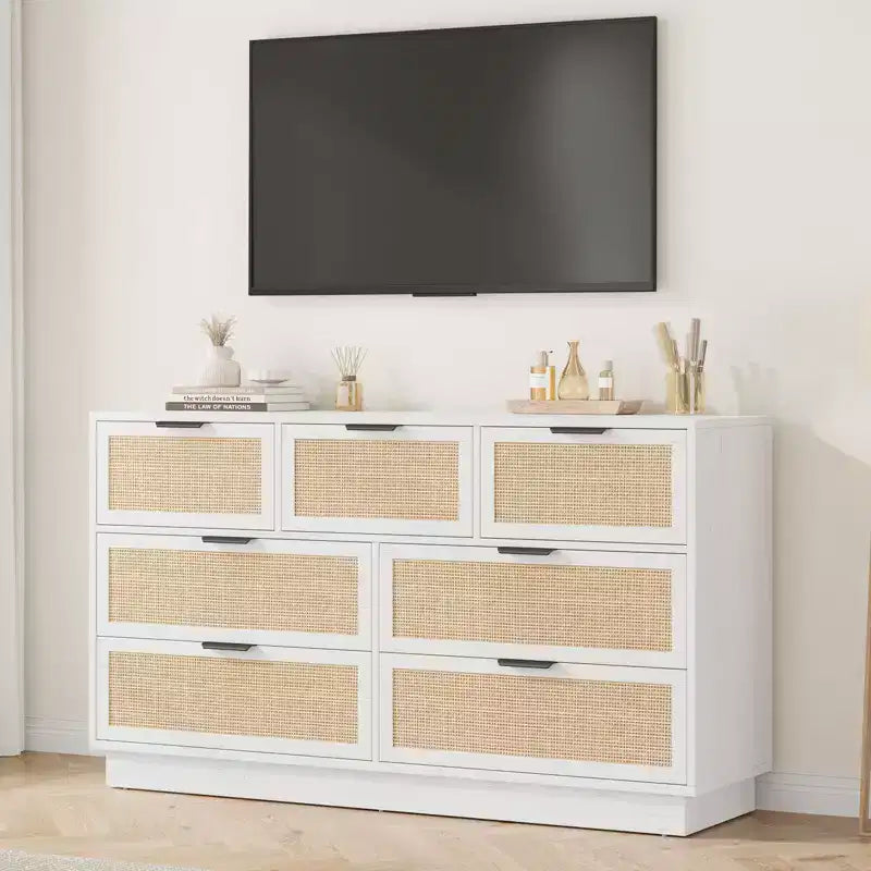 Comodino in Rattan a 7 Cassetti, 140cm Largo, Bianco 7 Cassetti con Maniglie in Metallo e Base Robusta in Legno per Camera da Letto, Soggiorno, Cameretta, Armadio