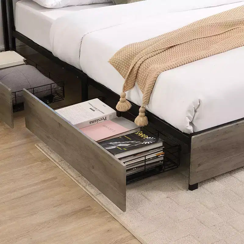 Bellemave Letto Matrimoniale, Testiera con Stazione di Ricarica, Solido e Stabile, Silenzioso, Nessuna Rete a Molle Necessaria, Facile da Montare, Grigio