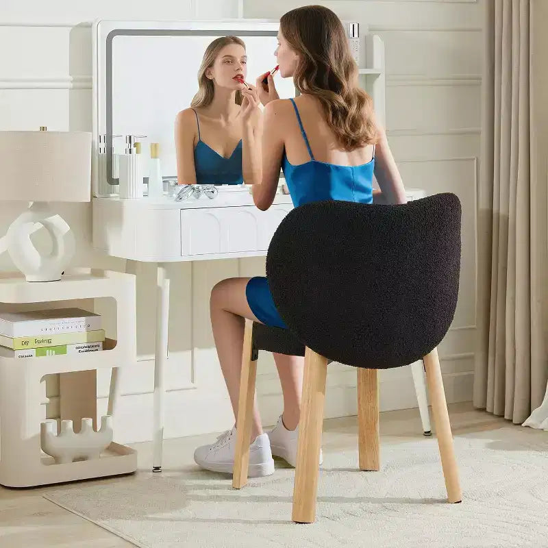 COZONY Sedia da Trucco con Schienale a Cuore, Confezione da 1/2, Sedia Vanity e da Pranzo in Tessuto Teddy per Camera da Letto, Comoda Poltrona Accent, Capacità 136 kg, Adatta sotto Scrivanie da 61 cm