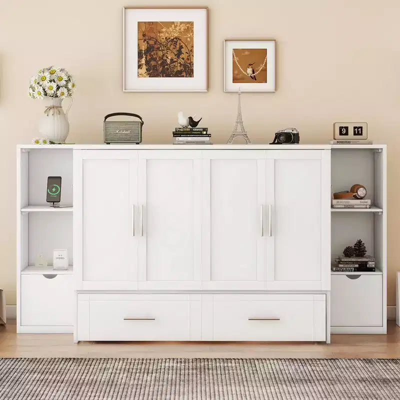 Letto matrimoniale/full Murphy pieghevole in un armadio, struttura letto a piattaforma in legno con mensole, cassetti