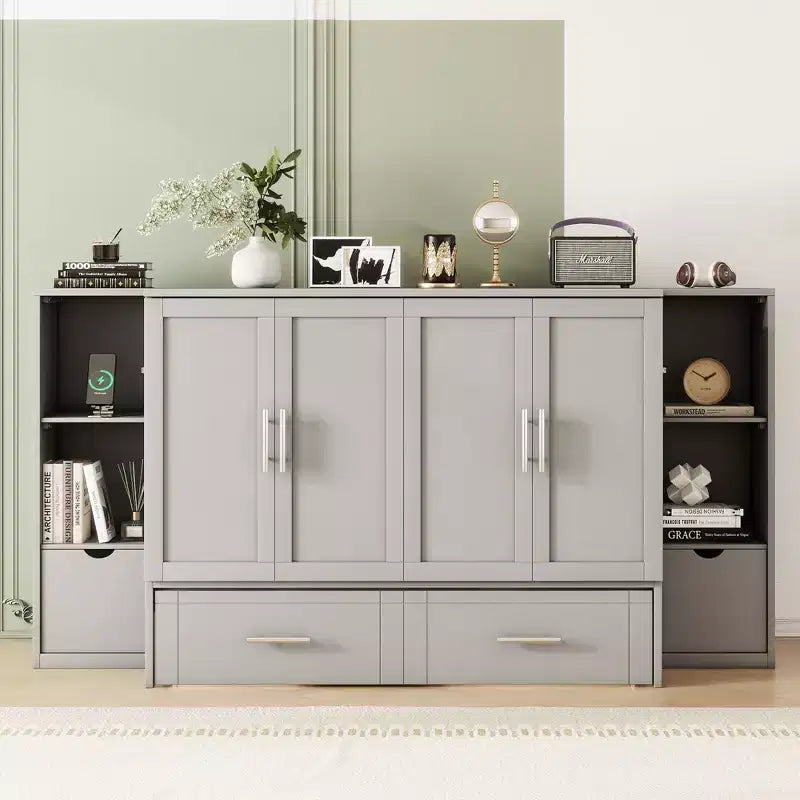 Letto matrimoniale/full Murphy pieghevole in un armadio, struttura letto a piattaforma in legno con mensole, cassetti