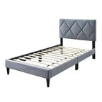 Letto Matrimoniale Royal Hampton, Rivestimento in Velluto Grigio Trapuntato, Impuntura a Rombo