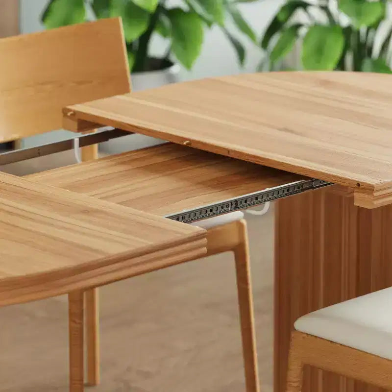 55.12-70.87Modern Extendable Dining Table with removable extension leaves,Mid-century modern style home table,Suitable for dining rooms