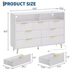Comò a 7 cassetti scanalato, largo 137 cm, cassettiera moderna con luci a LED e stazione di ricarica, maniglie dorate, contenitore a giorno