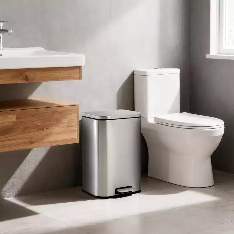 Pattumiera in Acciaio Inox - Anti-Impronta, Coperchio a Chiusura Ammortizzata, Secchio Interno Rimovibile, Contenitore a Pedale Salvaspazio - per Cucina, Ufficio, Bagno