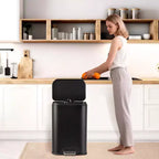 Pattumiera in Acciaio Inox - Anti-Impronta, Coperchio a Chiusura Ammortizzata, Secchio Interno Rimovibile, Contenitore a Pedale Salvaspazio - per Cucina, Ufficio, Bagno