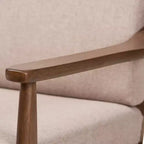 Divano a 3 posti imbottito in tessuto in noce stile Mid-Century Venza - Baxton Studio: Struttura in legno di caucciù, poliestere