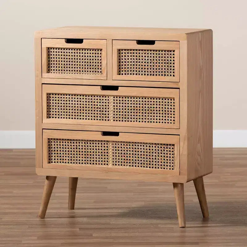Cassettiera a 4 cassetti Alina Wood and Rattan Oak - Baxton Studio: Profilo sottile, stile bohémien, ampio spazio di archiviazione