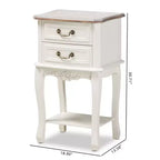 Comodino Amalie a 2 cassetti in legno Bianco/Rovere - Baxton Studio: Stile Francese Provenzale, Maniglie in ottone, Ripiano aperto