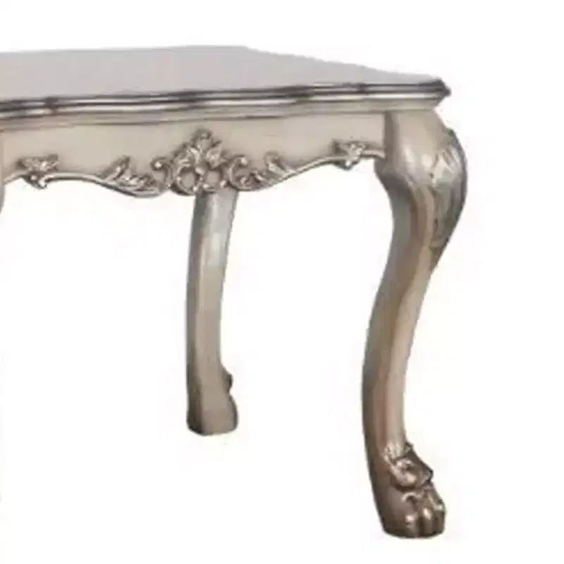 Tavolino da Caffè Dresden Vintage Bianco Osso 28" - Acme Furniture: Piedini a Artiglio, Dettagli Intagliati