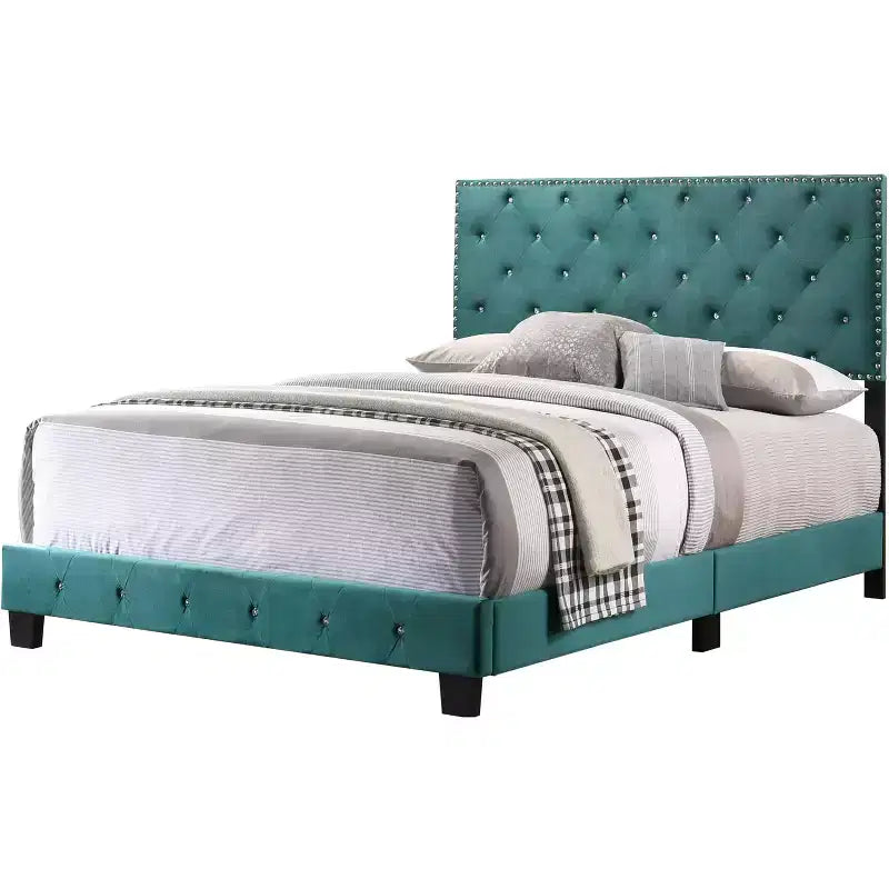 Suffolk Panel Bed for an approx. 152 × 203 cm mattress