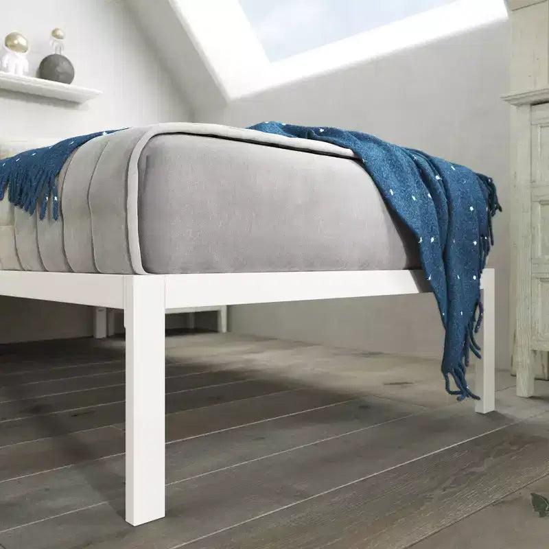 White Metal Platform Bed Frame, 35.6 cm High, for 96 × 189.2 cm Mattress