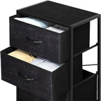 Comodino in tessuto a 4 cassetti, bianco / grigio chiaro / rovere nero / nero